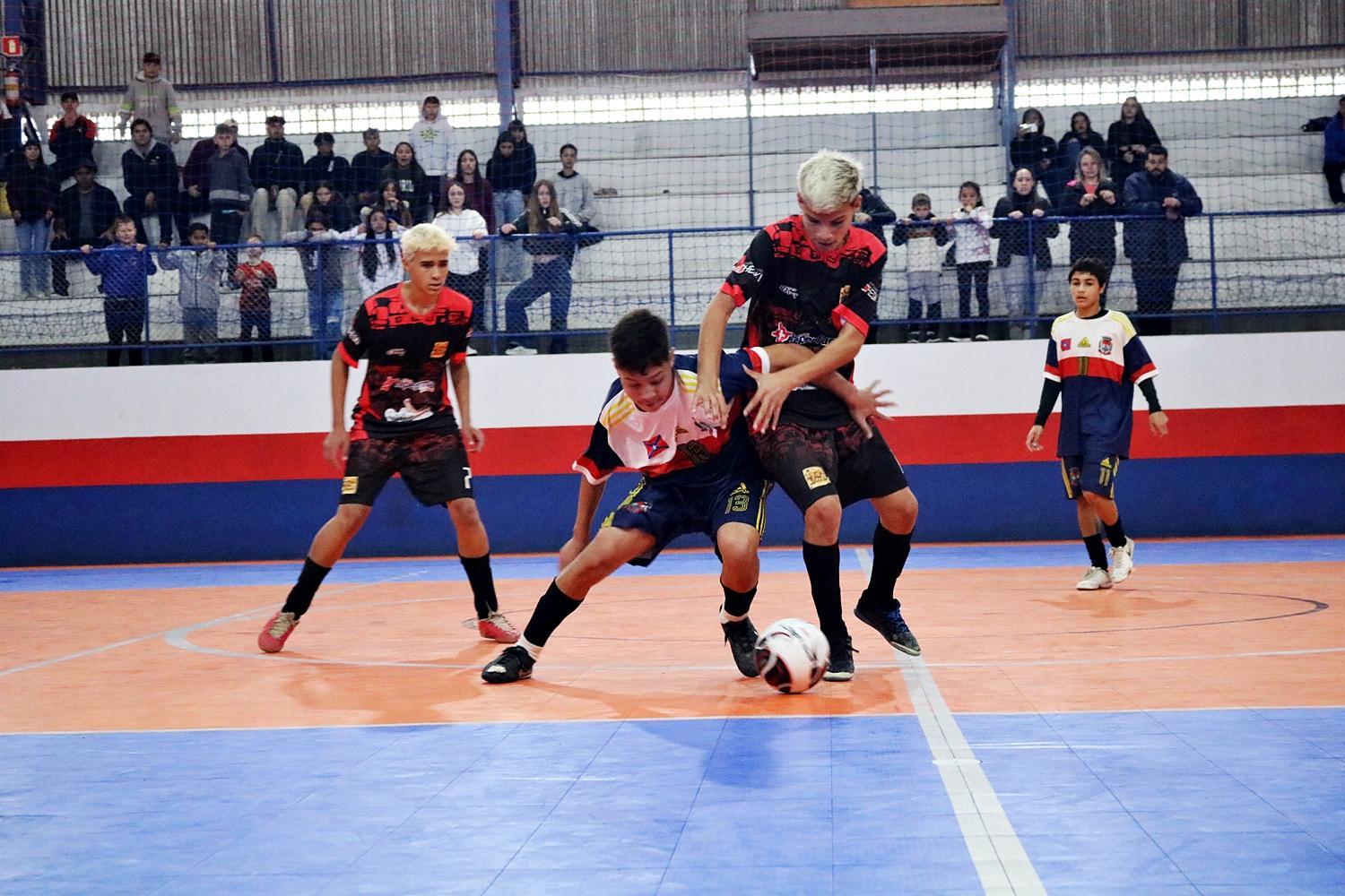 Agudos do Sul Garante Vaga nas Finais da Liga Sul Paraná Sub15