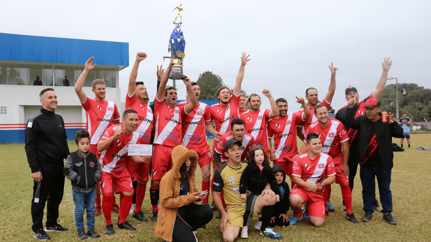 Arizona B Campeão da Série B no Campeonato Municipal de Futebol Suíço 2024