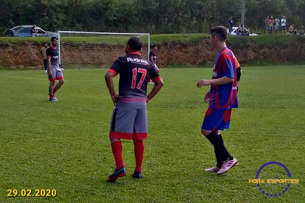 [Copa Tarumã definiu os classificados neste final de semana em Agudos do Sul]