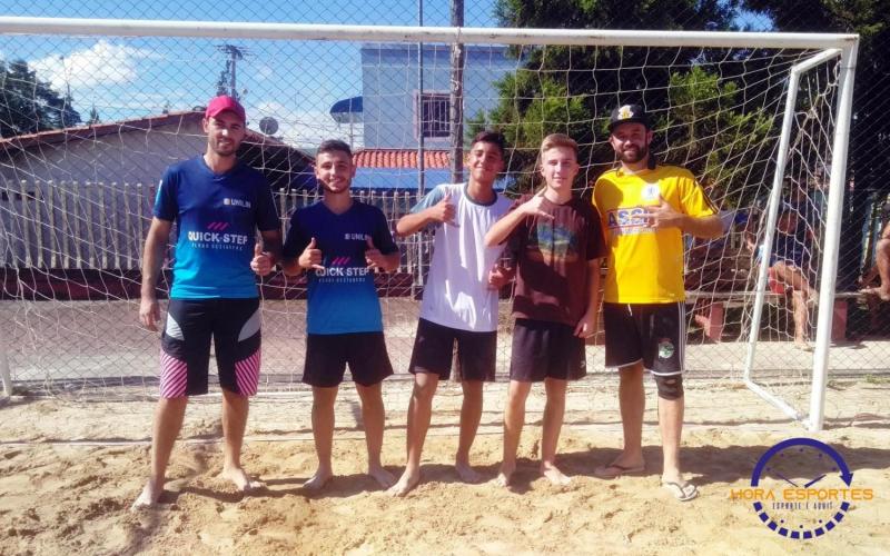 [Confira as fotos do torneio de pênaltis de areia]