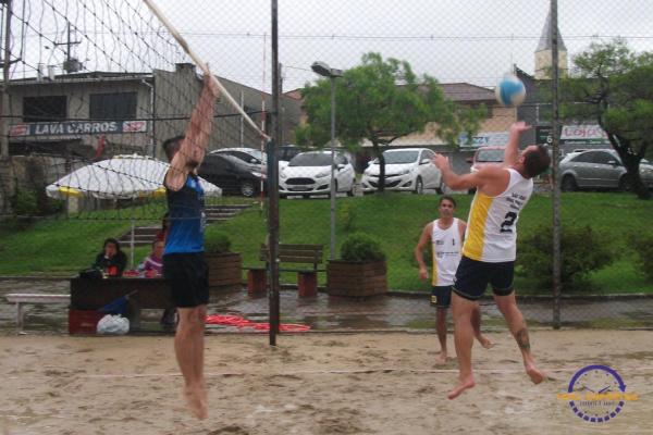 Confira as fotos do vôlei de areia de duplas masculinas