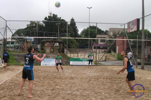 Confira as fotos do vôlei de areia de duplas masculinas