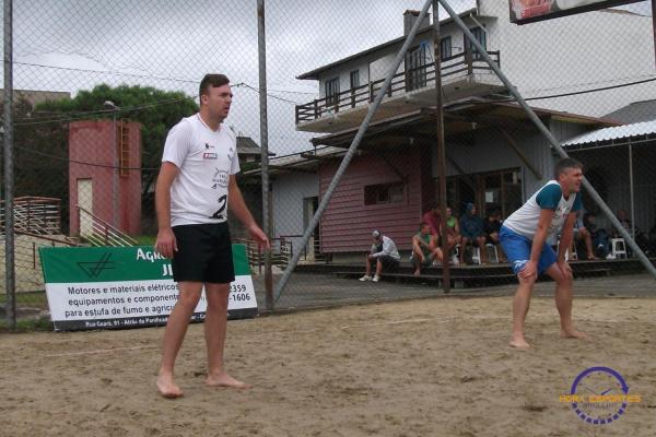 Confira as fotos do vôlei de areia de duplas masculinas