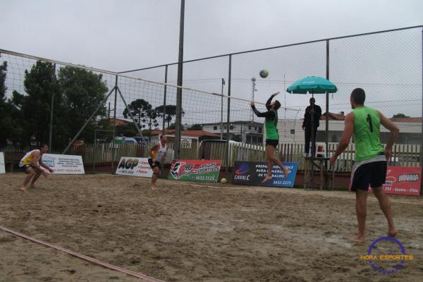 Confira as fotos do vôlei de areia de duplas masculinas