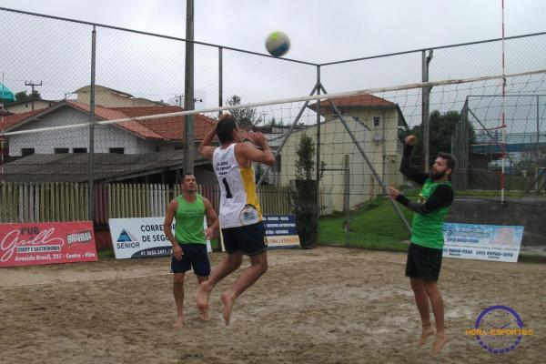 Confira as fotos do vôlei de areia de duplas masculinas