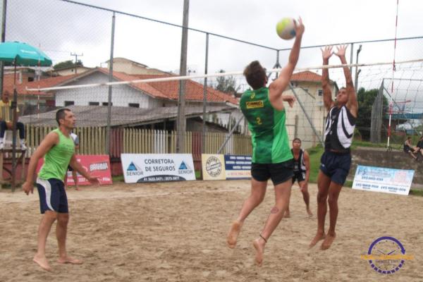 Confira as fotos do vôlei de areia de duplas masculinas