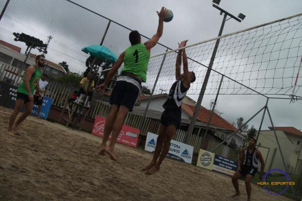 Confira as fotos do vôlei de areia de duplas masculinas