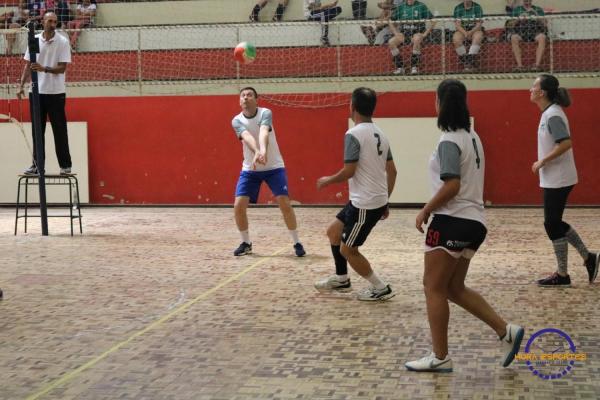 Confira as fotos do Voleibol Misto