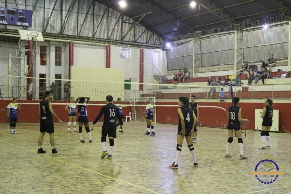 Confira as fotos do Voleibol Misto