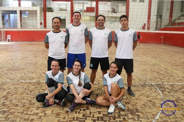 Confira as fotos do Voleibol Misto