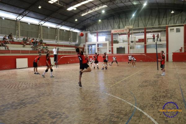 Confira as fotos do Voleibol Misto