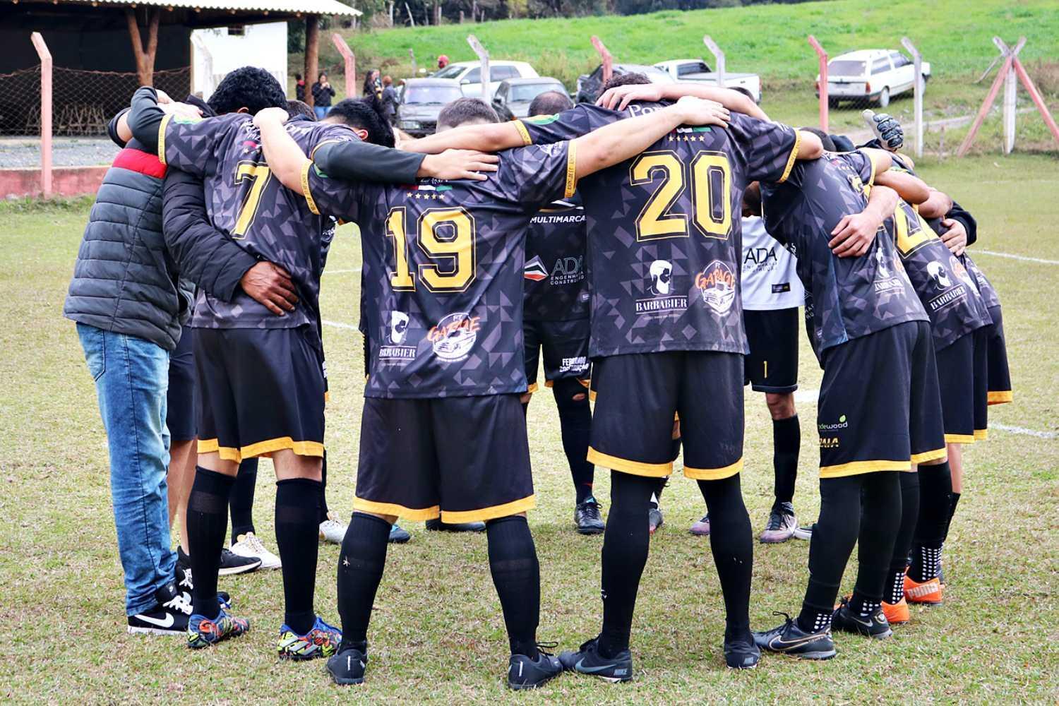 Goleadas no Lageado marcam a segunda rodada do Municipal de Society Série B em Piên