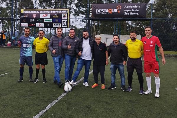 [Gols, Emoção e Competição de Alto Nível na 5ª Copa Arsiper]