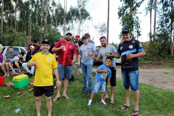 [Hotel Santo Antônio e Arizona / Schereiner estão na final da 2ª Copa São José de Futebol]