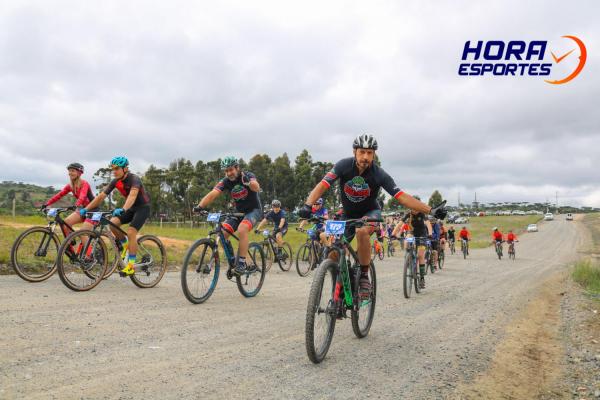 Largada - 1º Pedal do Santuário N. S. das Graças / Bikers Piên