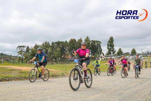 Largada - 1º Pedal do Santuário N. S. das Graças / Bikers Piên