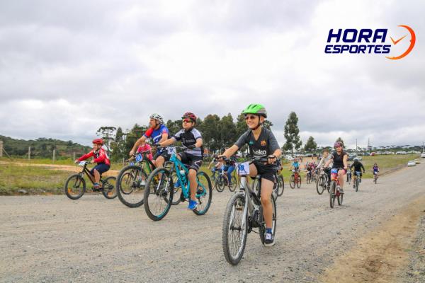 Largada - 1º Pedal do Santuário N. S. das Graças / Bikers Piên