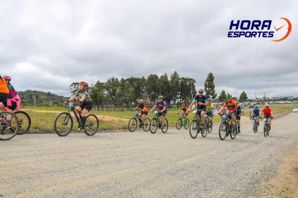 Largada - 1º Pedal do Santuário N. S. das Graças / Bikers Piên