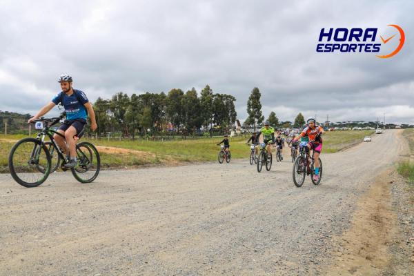 Largada - 1º Pedal do Santuário N. S. das Graças / Bikers Piên
