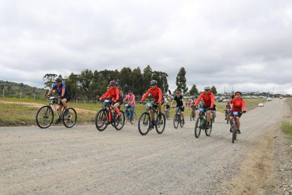 Largada - 1º Pedal do Santuário N. S. das Graças / Bikers Piên