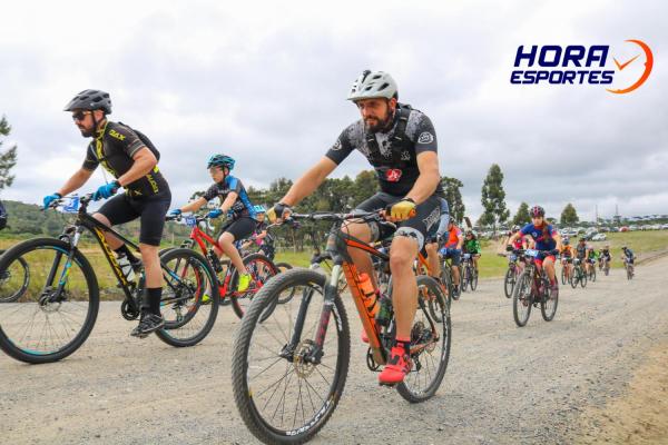 Largada - 1º Pedal do Santuário N. S. das Graças / Bikers Piên