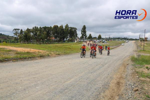 Largada - 1º Pedal do Santuário N. S. das Graças / Bikers Piên
