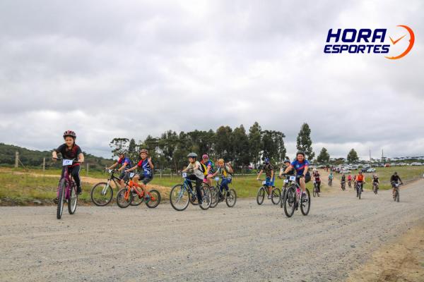 Largada - 1º Pedal do Santuário N. S. das Graças / Bikers Piên