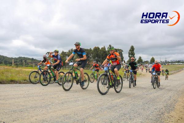 Largada - 1º Pedal do Santuário N. S. das Graças / Bikers Piên