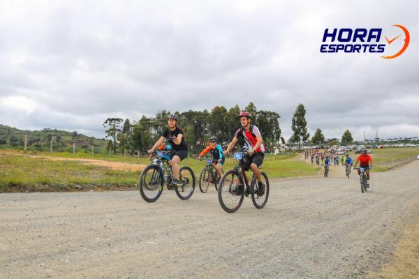 Largada - 1º Pedal do Santuário N. S. das Graças / Bikers Piên