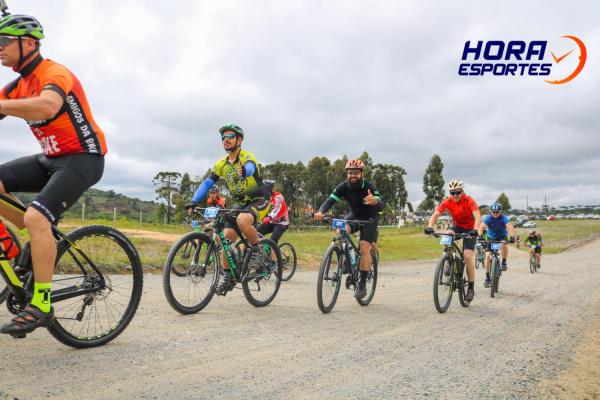 Largada - 1º Pedal do Santuário N. S. das Graças / Bikers Piên