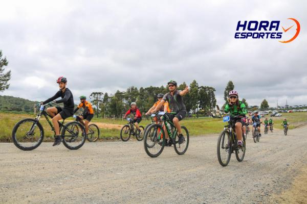 Largada - 1º Pedal do Santuário N. S. das Graças / Bikers Piên