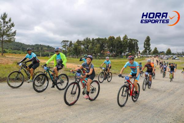 Largada - 1º Pedal do Santuário N. S. das Graças / Bikers Piên