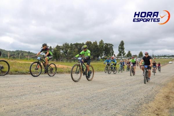 Largada - 1º Pedal do Santuário N. S. das Graças / Bikers Piên