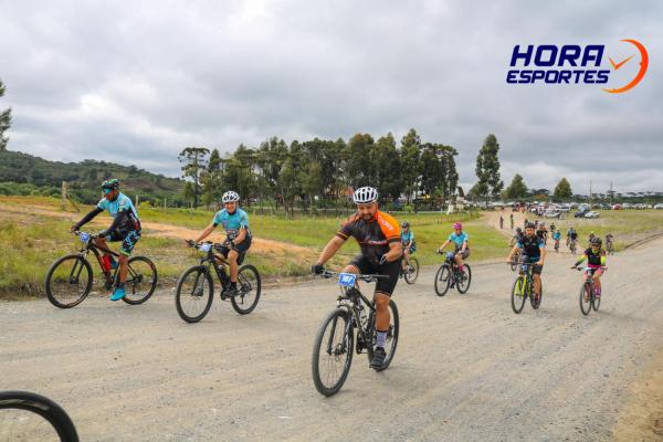 Largada - 1º Pedal do Santuário N. S. das Graças / Bikers Piên