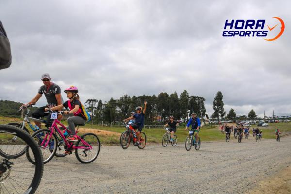 Largada - 1º Pedal do Santuário N. S. das Graças / Bikers Piên