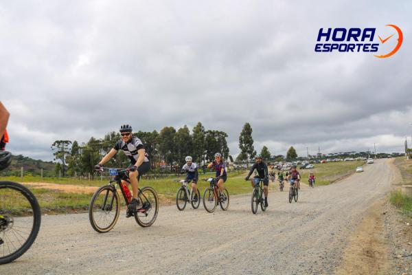 Largada - 1º Pedal do Santuário N. S. das Graças / Bikers Piên