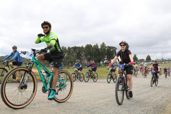 Largada - 1º Pedal do Santuário N. S. das Graças / Bikers Piên