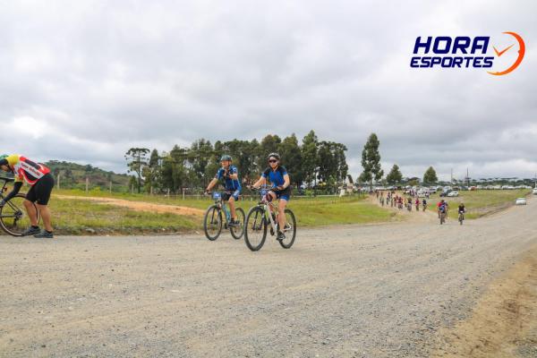 Largada - 1º Pedal do Santuário N. S. das Graças / Bikers Piên