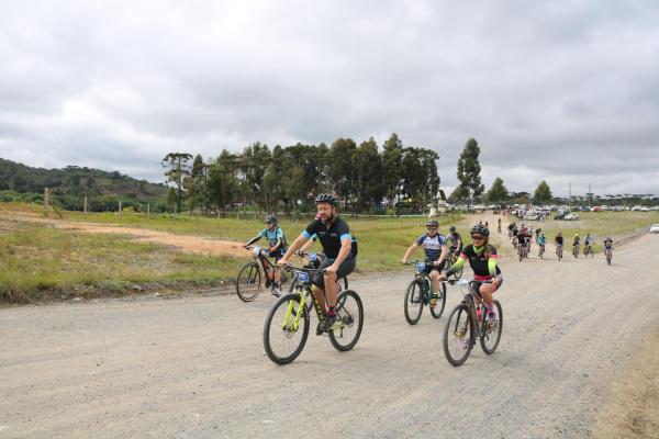 Largada - 1º Pedal do Santuário N. S. das Graças / Bikers Piên