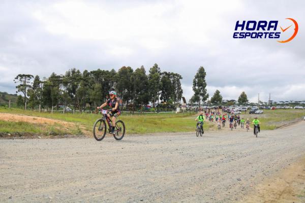 Largada - 1º Pedal do Santuário N. S. das Graças / Bikers Piên