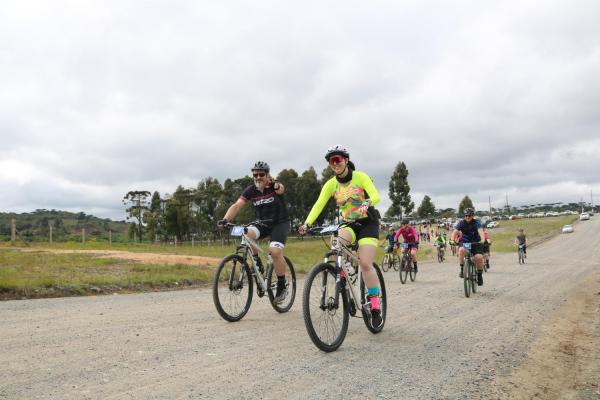 Largada - 1º Pedal do Santuário N. S. das Graças / Bikers Piên
