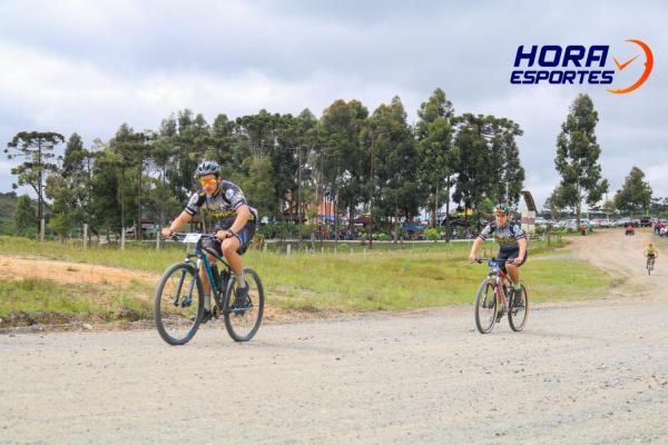 Largada - 1º Pedal do Santuário N. S. das Graças / Bikers Piên