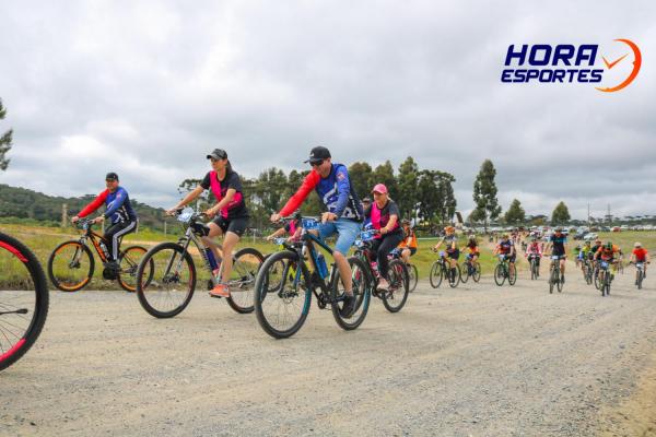 Largada - 1º Pedal do Santuário N. S. das Graças / Bikers Piên