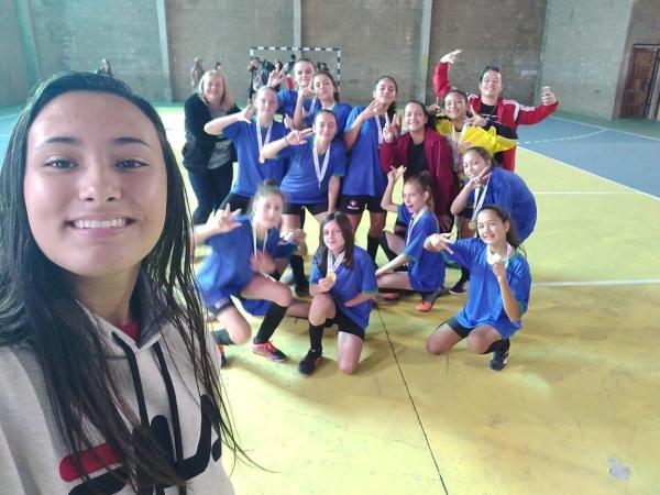 [Meninas do Colégio Frederico Guilherme Giese vencem Fase Regional dos Jogos Escolares]