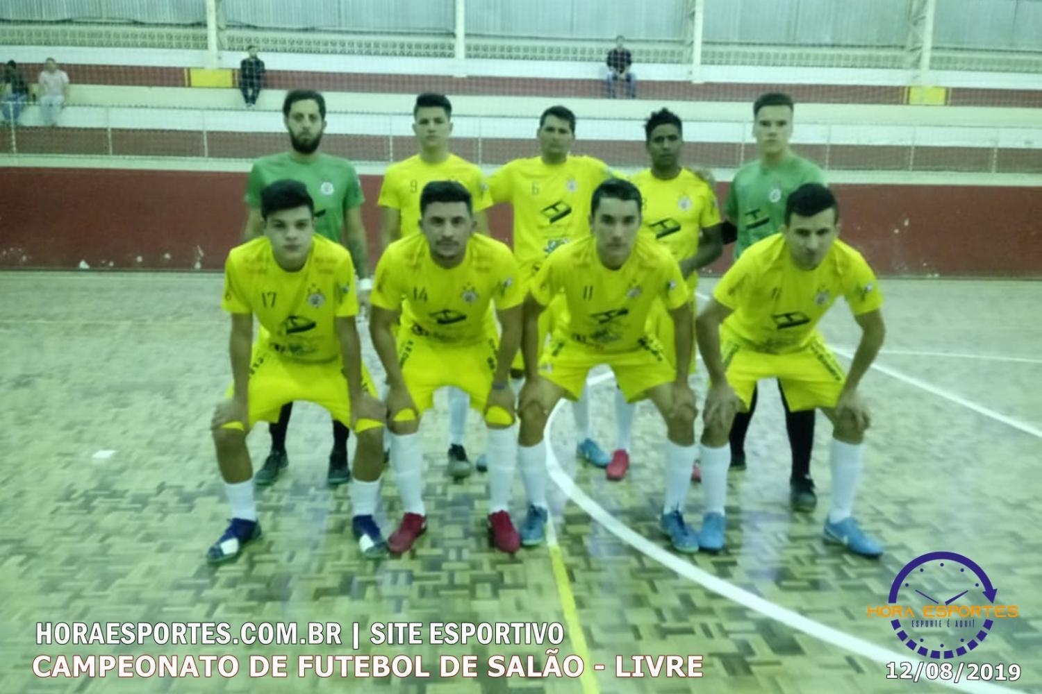 Municipal de Futsal de Piên inicia com muitos gols
