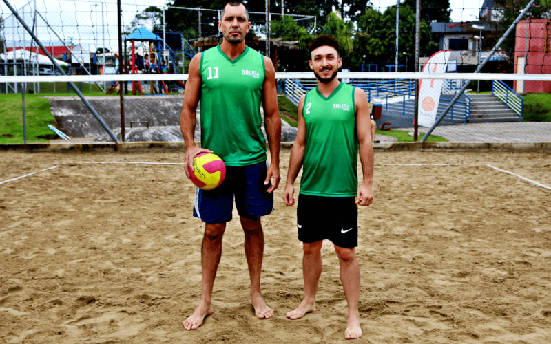 [Confira as fotos do vôlei de Praia masculino]