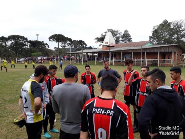 [Vem ai a 10ª Copa Verona de Futebol Suiço em Piên]
