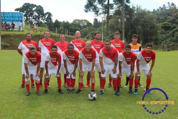 [Veterano começa com grandes jogos na Copa Taruma em Agudos]
